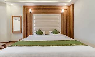 Treebo G K Residency Near Dehradun Railway Station