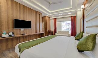 Treebo G K Residency Near Dehradun Railway Station