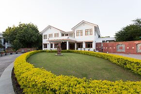 Amantra Shilpi Resort & Spa