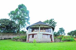 Koi Koi Cultural Village Hotel