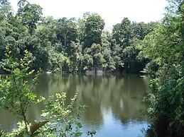 Koi Koi Cultural Village Hotel