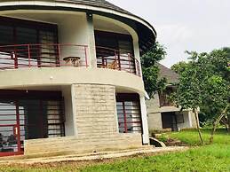 Koi Koi Cultural Village Hotel