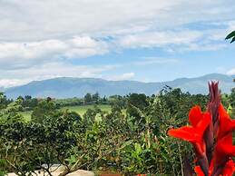 Koi Koi Cultural Village Hotel