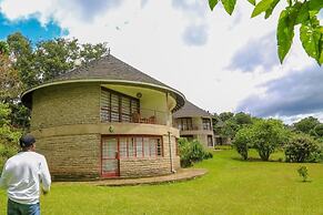 Koi Koi Cultural Village Hotel