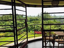 Koi Koi Cultural Village Hotel