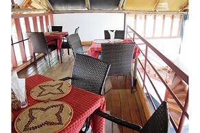 Koi Koi Cultural Village Hotel