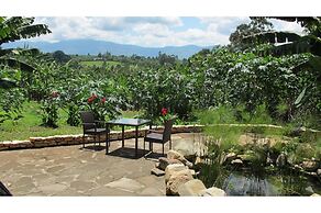 Koi Koi Cultural Village Hotel