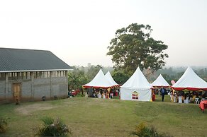 Koi Koi Cultural Village Hotel