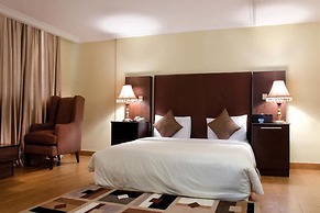 Chesterfield Hotel & Suites