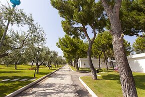 Villaggio Turistico Baia Del Monaco