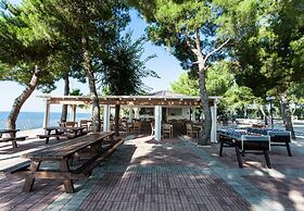 Villaggio Turistico Baia Del Monaco