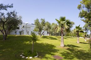 Villaggio Turistico Baia Del Monaco