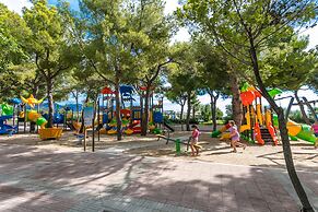 Villaggio Turistico Baia Del Monaco