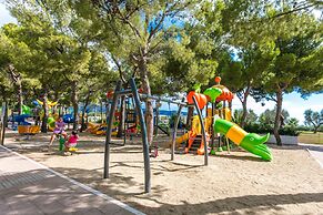 Villaggio Turistico Baia Del Monaco