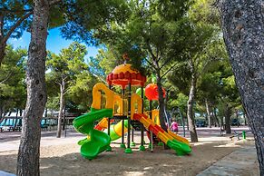 Villaggio Turistico Baia Del Monaco