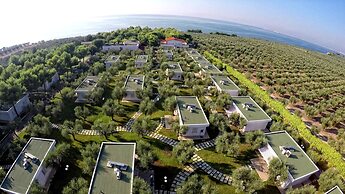 Villaggio Turistico Baia Del Monaco