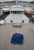 Yacht Germinal Honfleur