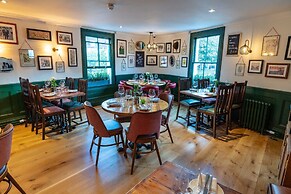 The Albert Arms