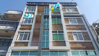 Golden Palace Hotel Hpa An