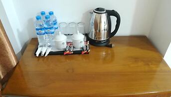 Golden Palace Hotel Hpa An