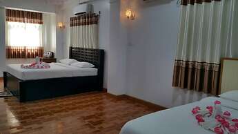 Golden Palace Hotel Hpa An