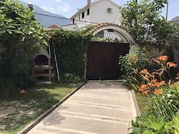 Apartments Ivanisevic