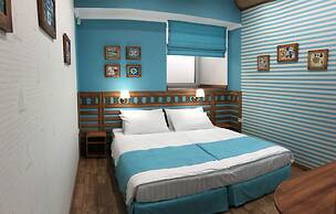 Lucky Ship Art Hotel