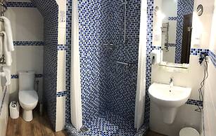 Lucky Ship Art Hotel