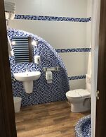 Lucky Ship Art Hotel