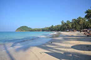 Thazin Palace A Hotel