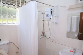 Adonai Guest House - Hostel