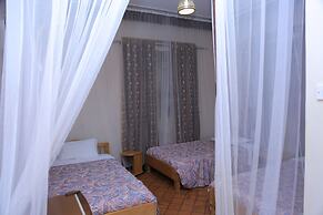 Adonai Guest House - Hostel