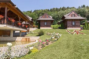 Etno Naselje Vrdnička Kula