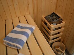 The Chiltern Lodges at Upper Farm Henton
