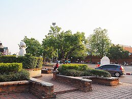 Empress Premier Hotel