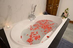 Empress Premier Hotel