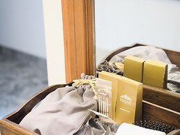 Empress Premier Hotel