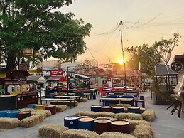 Empress Premier Hotel