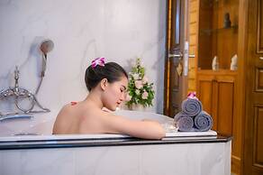 Empress Premier Hotel