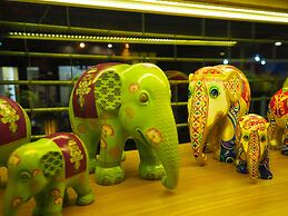 Empress Premier Hotel