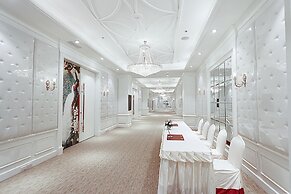 Empress Premier Hotel