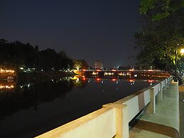 Empress Premier Hotel