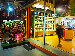 Empress Premier Hotel