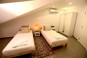 Truemar Hotels & Suites