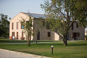 Residence Casale Torrenova al Conero