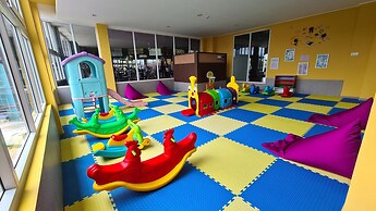 Grand Sunshine Resort & Convention