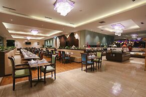 Grand Sunshine Resort & Convention