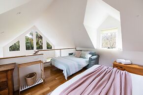 The Drawing Rooms of Berry