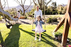 The Drawing Rooms of Berry