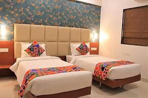 Magnus Square Business Hotel